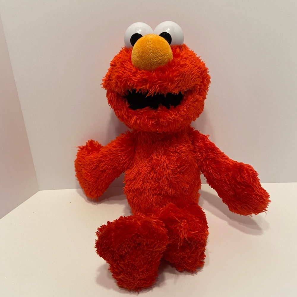 SESAME STEET TICKLE ME ELMO Talking Plush Sesame Street Hasbro 14" Working